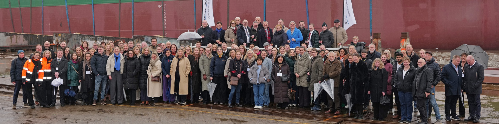 Group picture launch Thun Resolve