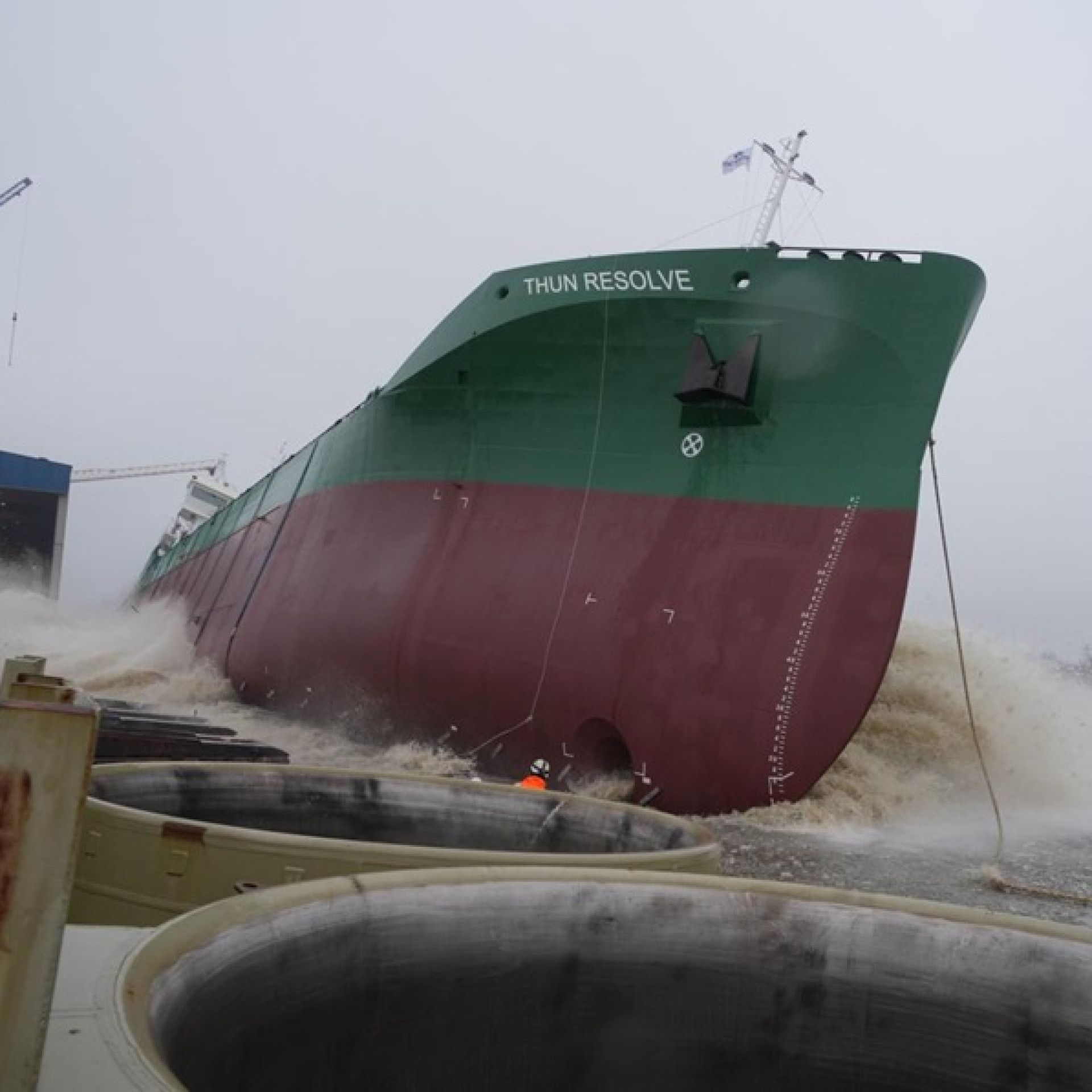 Launching Thun Resolve