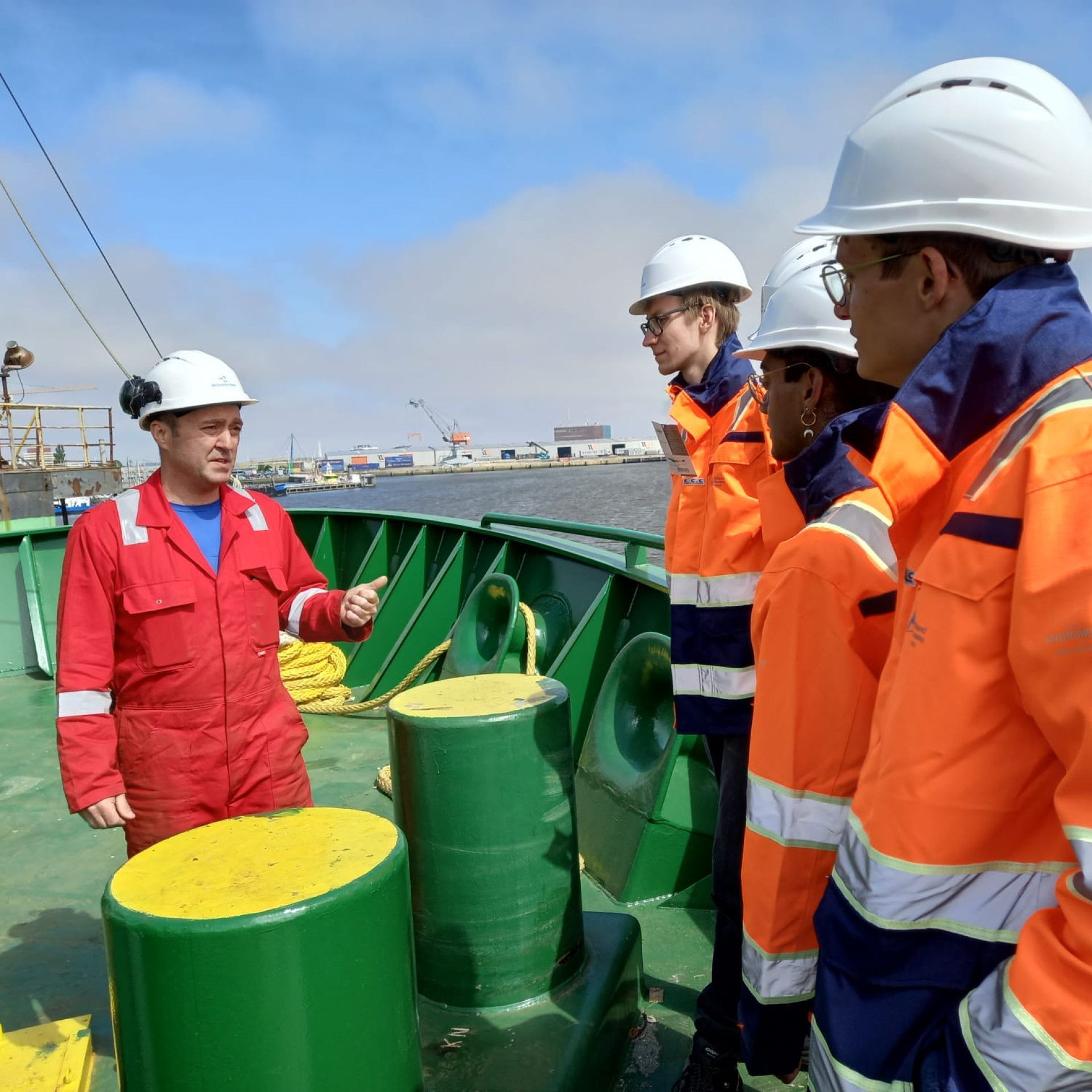 Introduction day on board for interns